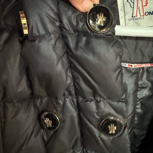 SOLD ‼️Moncler winter jacket - Picture 6 of 7